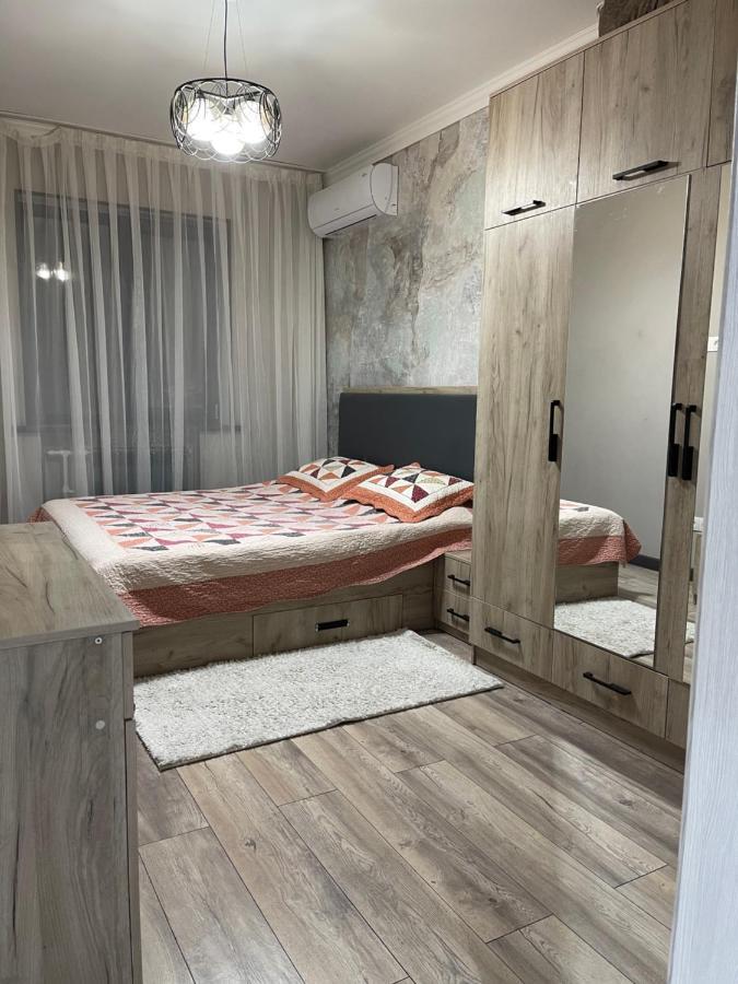 Apartment Tashkent 3 Bedrooms Eksteriør billede