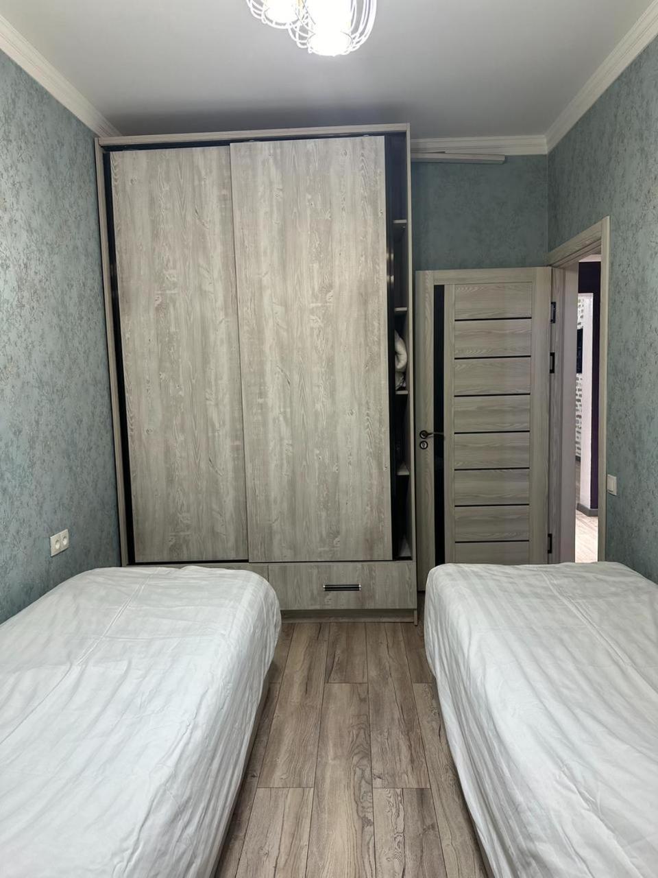 Apartment Tashkent 3 Bedrooms Eksteriør billede
